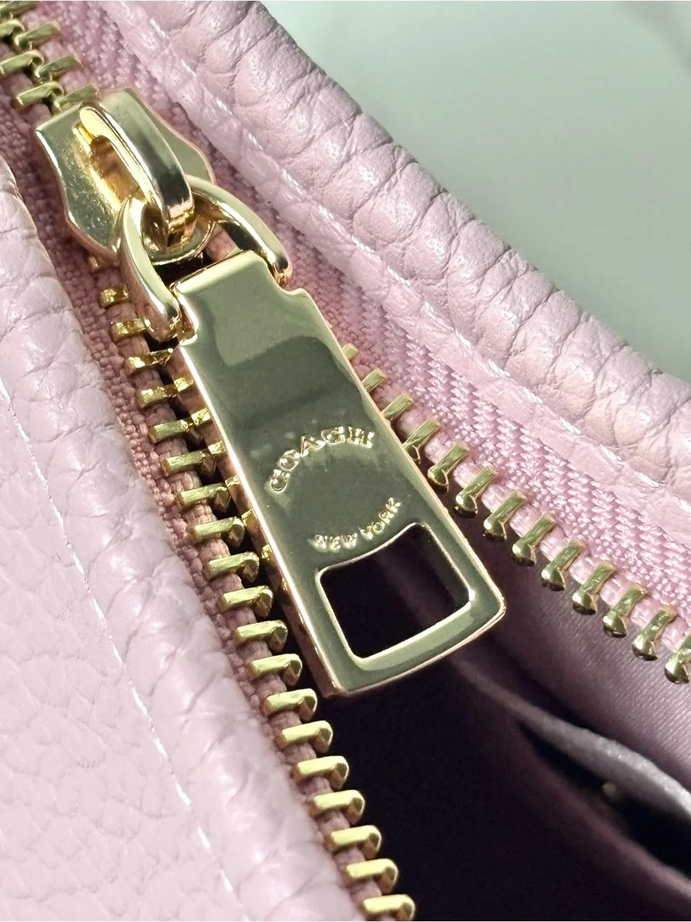New Coach Laurel Shoulder Bag Carnation Pink Pebbled Leather